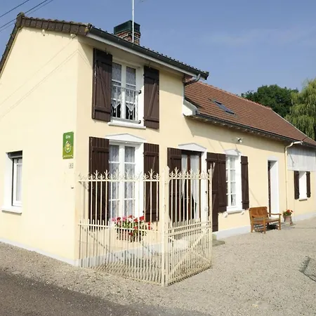 Le Gue D'octave Holiday home *
